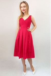 Стильна червона коктейльна сукня