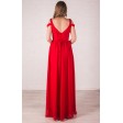 Червона сукня з глибоким декольте
