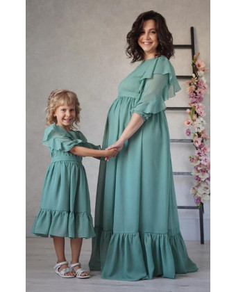 Сукні для мами та доньки з рюшем і воланом шавлія
