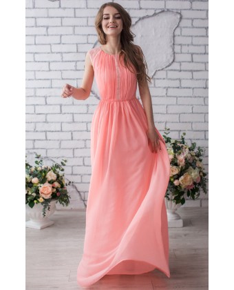 Персиковое вечернее платье с кружевом
