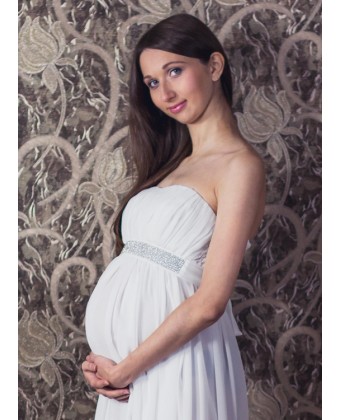Біла вечірня сукня для вагітних