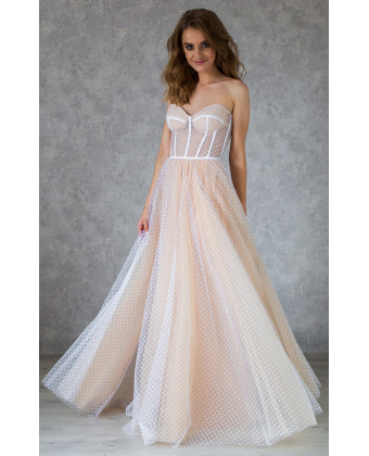 Свадебное платье на корсете с чашечками