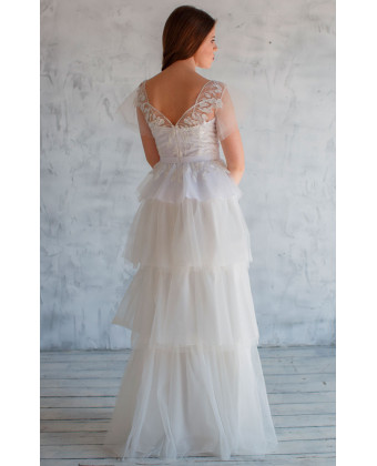 Необыкновенное свадебное платье