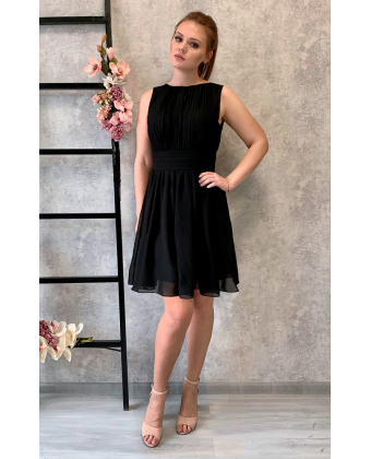 Чорне коктейльне плаття у грецькому стилі