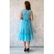 Синє плаття міді з гудзиками по спинці