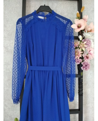 Синее коктейльное платье с рукавом в горошек