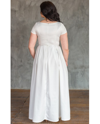 Элегантное свадебное платье на большую грудь