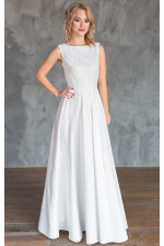 Елегантна весільна сукня з вишивкою