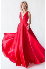 Красное вечернее платье с открытой спиной
