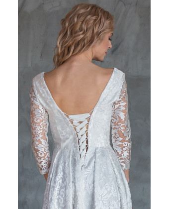 Шикарна весільна сукня з рукавом
