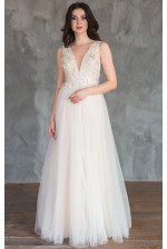 Свадебное платье с цветочным лифом
