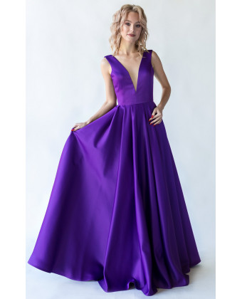 Вечірня сукня з відкритою спиною фіолет