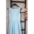 Атласне небесно-блакитне плаття