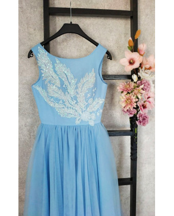 Нежное голубое вечернее платье