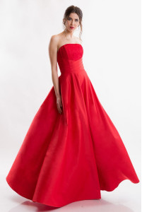 Вечернее платье б/б красное