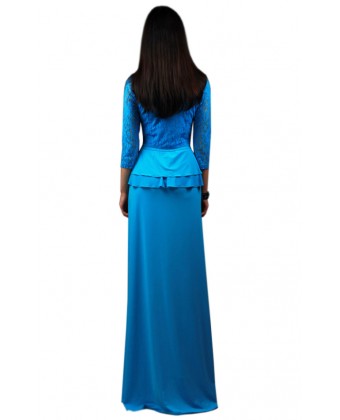 Довга сукня блакитного кольору