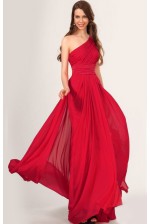 Красное платье на одно плечо