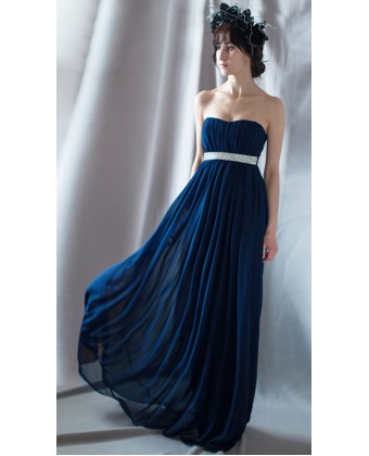Темно-синя вечірня сукня з камінням