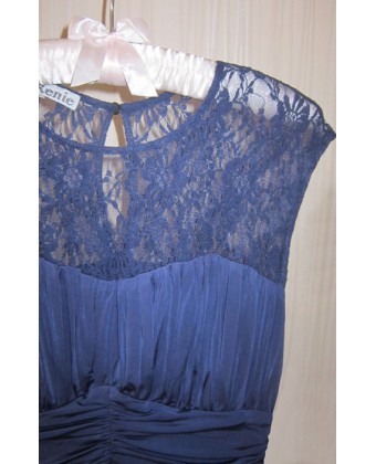 Сукня темно-синя з розрізом