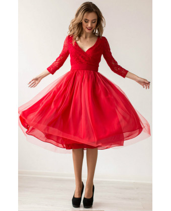 Коктейльное платье миди красное